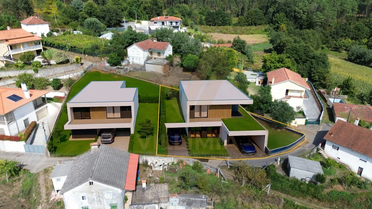 Terreno para Venda em Rebordões (Santa Maria) Foto 1
