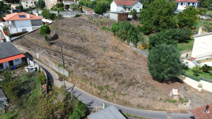 Terreno para Venda em Rebordões (Santa Maria) Foto 4