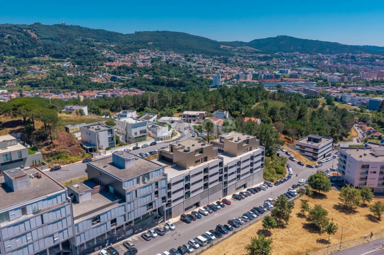 Apartamento T3 para Venda em Gualtar Foto 5