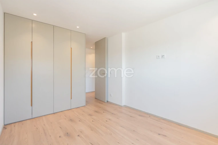 Apartamento T3 para Venda em Gualtar Foto 19