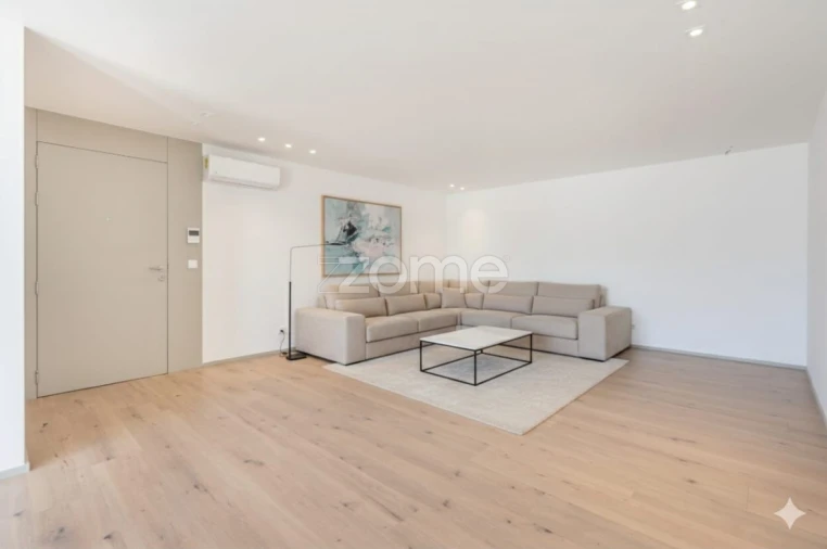 Apartamento T3 para Venda em Gualtar Foto 30