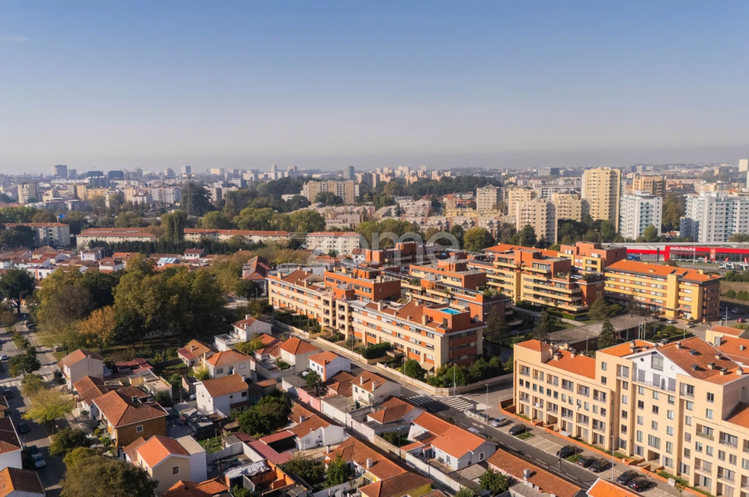 Apartamento T2 para Arrendamento em Paranhos Foto 22