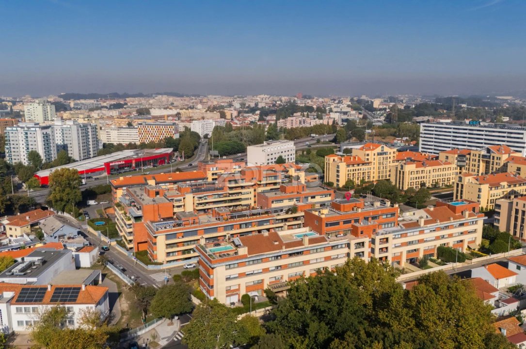 Apartamento T2 para Arrendamento em Paranhos Foto 20