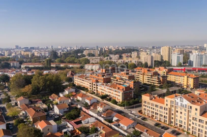 Apartamento T2 para Arrendamento em Paranhos