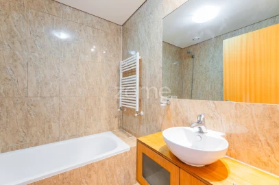 Apartamento T2 para Arrendamento em Paranhos