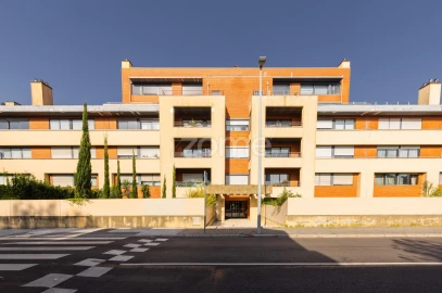 Apartamento T2 para Arrendamento em Paranhos