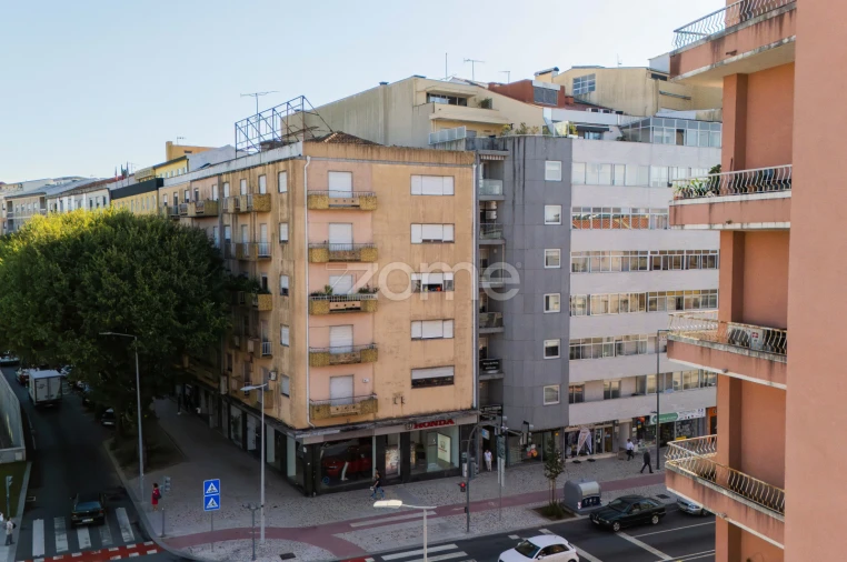 Apartamento T2 para Venda em Braga (São José de São Lázaro e São João do Souto) Foto 2