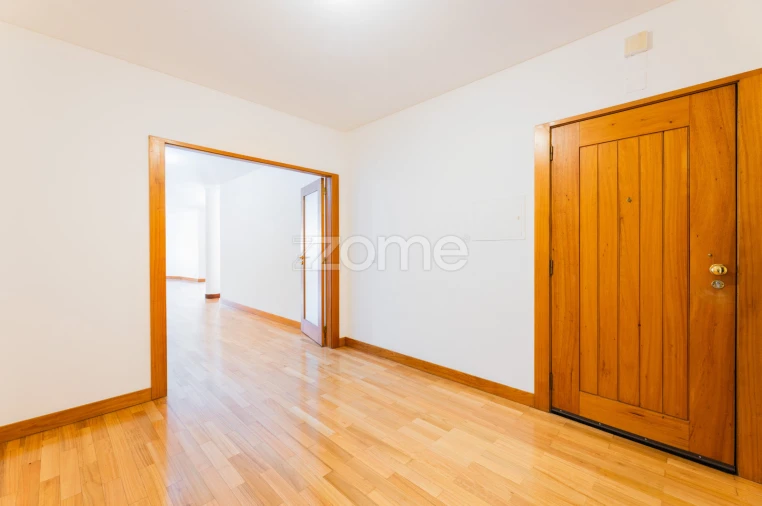 Apartamento T2 para Venda em Braga (São José de São Lázaro e São João do Souto) Foto 5