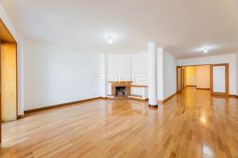 Apartamento T2 para Venda em Braga (São José de São Lázaro e São João do Souto) Foto 9