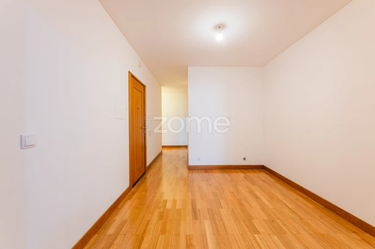 Apartamento T2 para Venda em Braga (São José de São Lázaro e São João do Souto) Foto 6