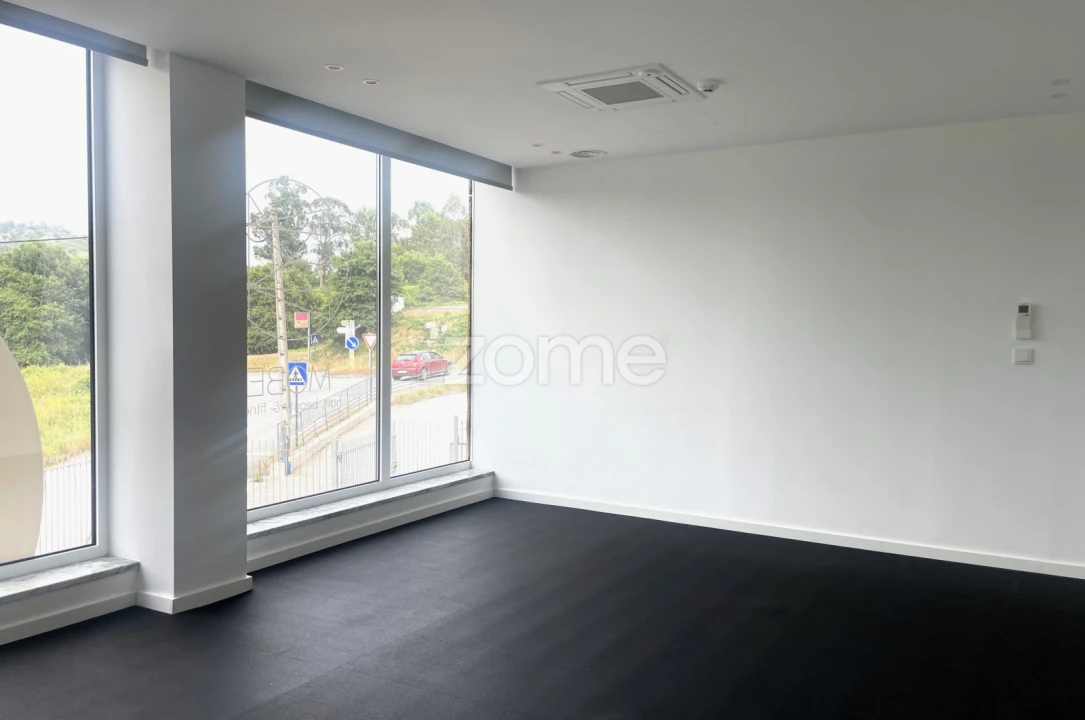 Negócio para Venda em Paço Foto 15