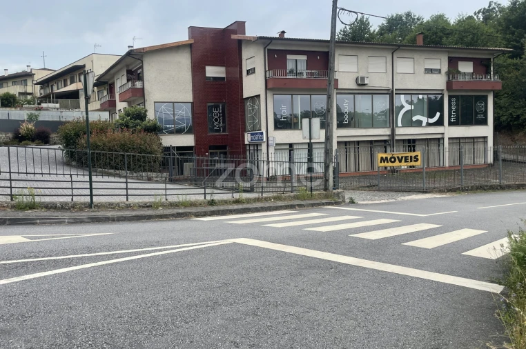 Negócio para Venda em Paço Foto 3