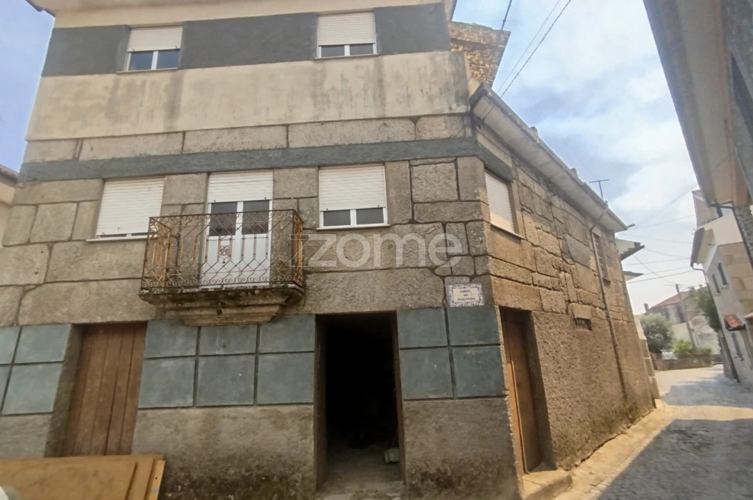 Moradia T7 para Venda em Abrunhosa-A-Velha Foto 4