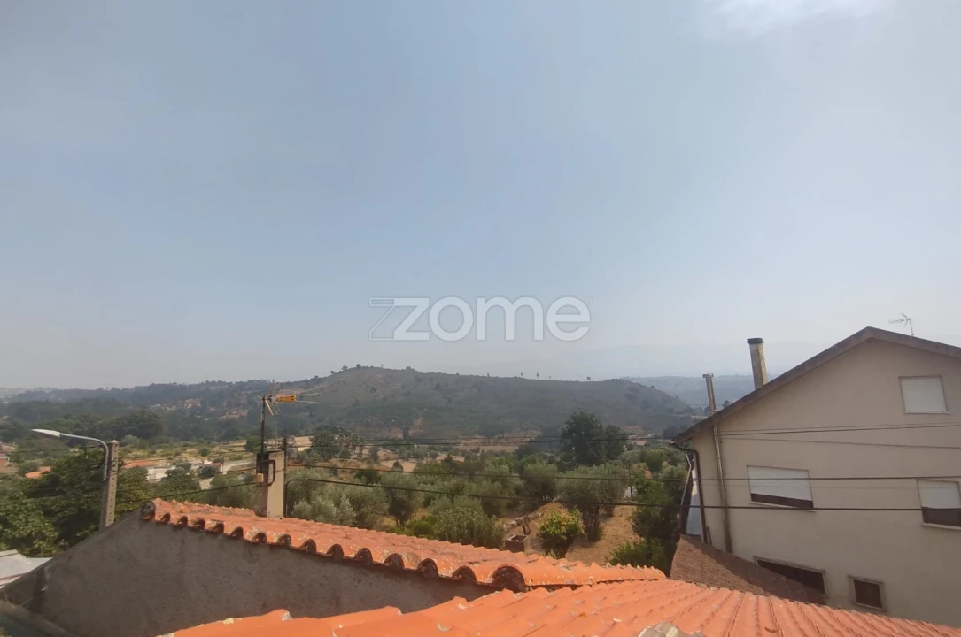 Moradia T7 para Venda em Abrunhosa-A-Velha Foto 8