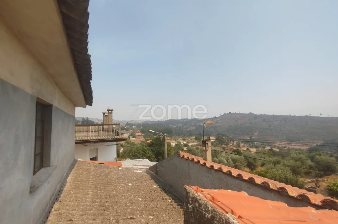 Moradia T7 para Venda em Abrunhosa-A-Velha Foto 6