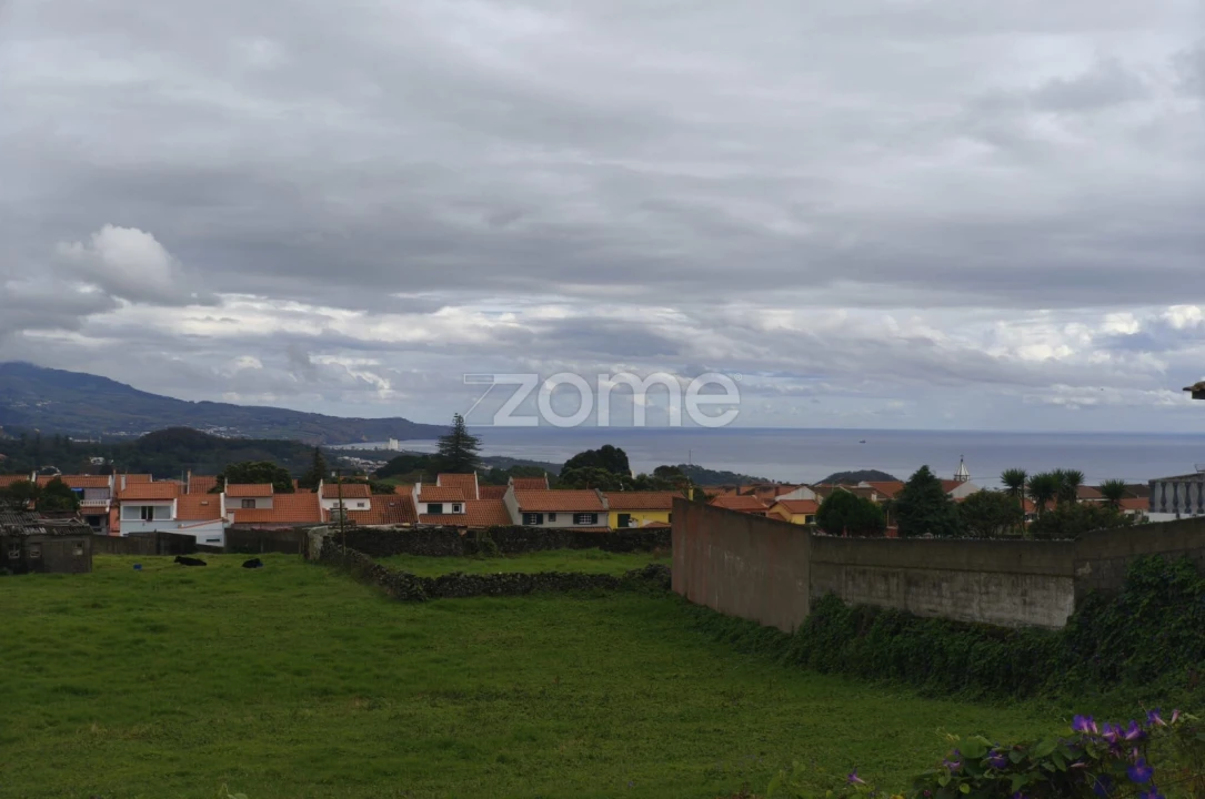 Terreno para Venda em Fajã de Cima Foto 4