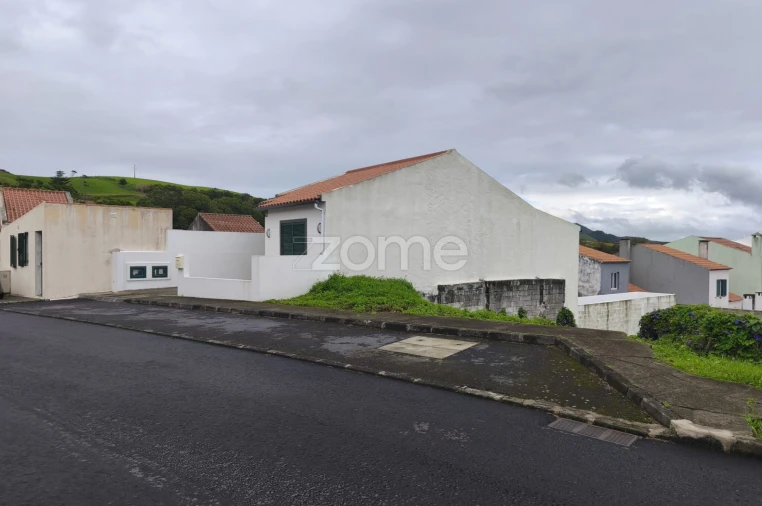 Terreno para Venda em Fajã de Cima Foto 5