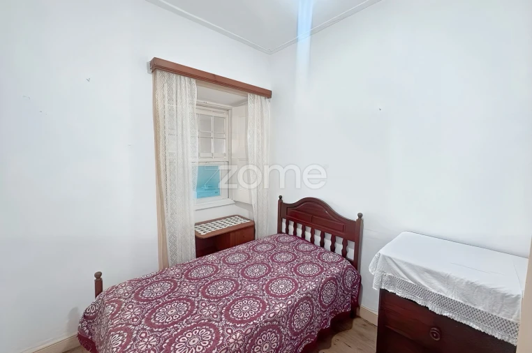 Moradia T4 para Venda em Vila do Porto Foto 11