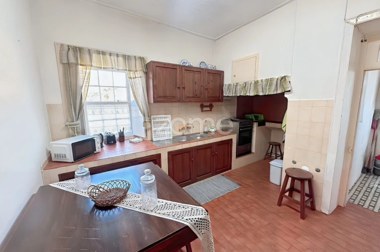 Moradia T4 para Venda em Vila do Porto Foto 14