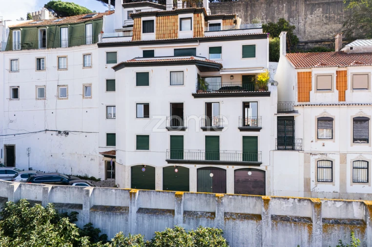 Apartamento T2 para Venda em Santa Maria Maior Foto 3