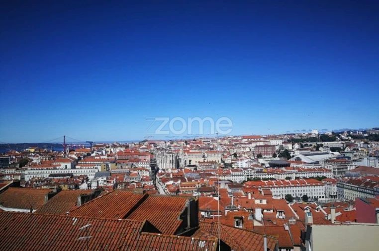 Apartamento T2 para Venda em Santa Maria Maior Foto 31