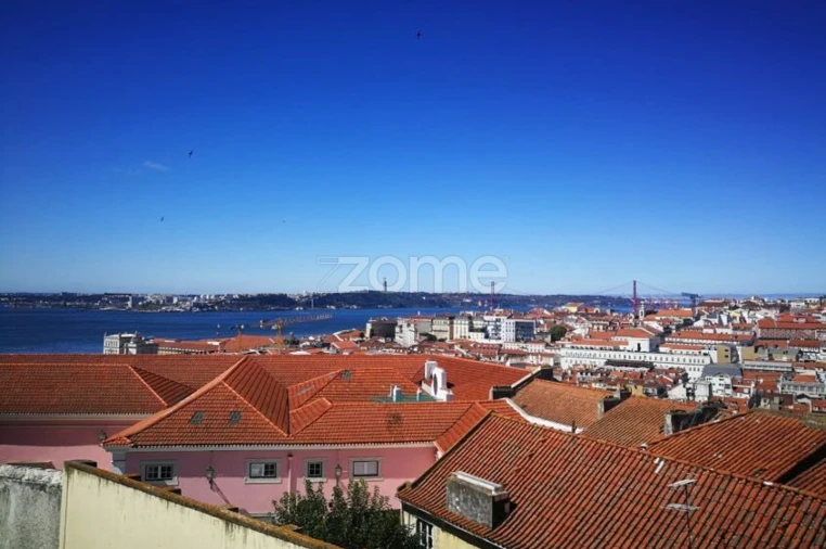 Apartamento T2 para Venda em Santa Maria Maior Foto 30