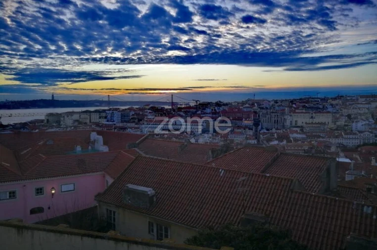 Apartamento T2 para Venda em Santa Maria Maior Foto 27