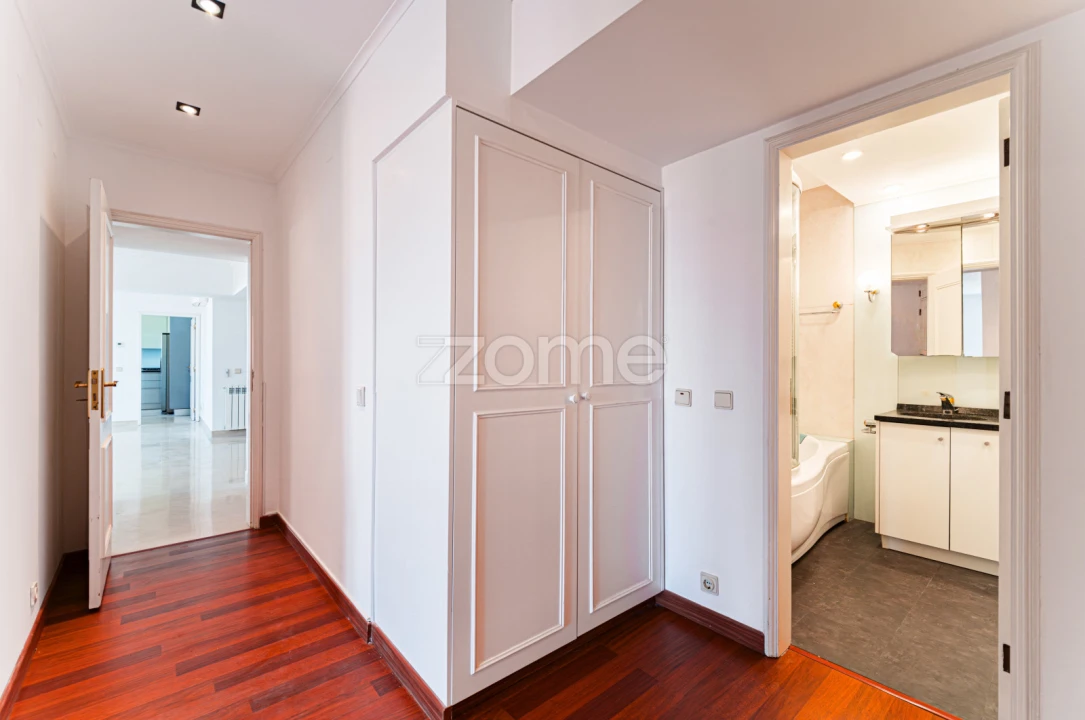 Apartamento T2 para Venda em Santa Maria Maior Foto 8