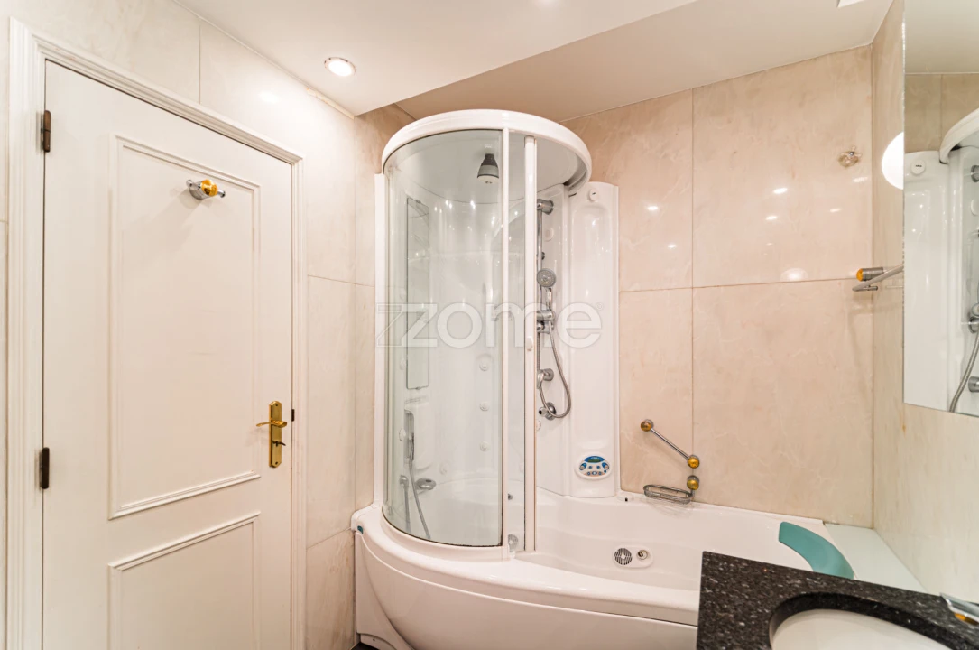 Apartamento T2 para Venda em Santa Maria Maior Foto 9