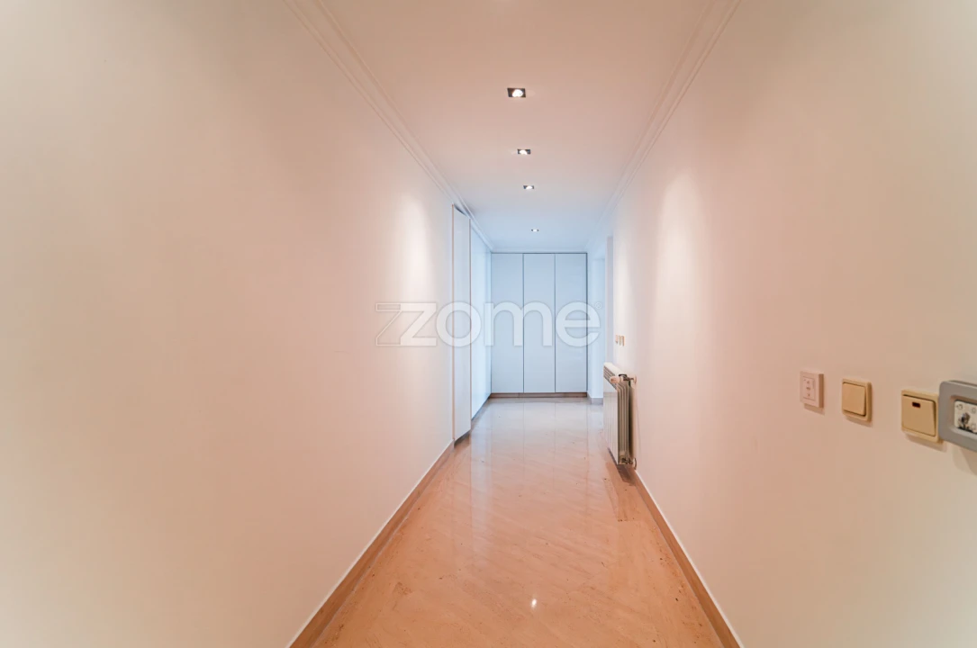 Apartamento T2 para Venda em Santa Maria Maior Foto 15