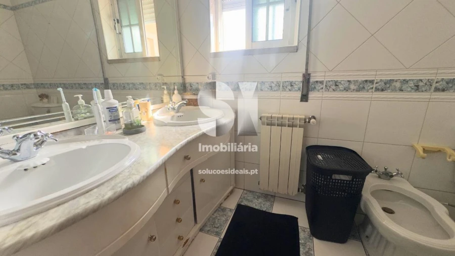 Moradia T4 para Venda em São Martinho do Bispo e Ribeira de Frades Foto 11