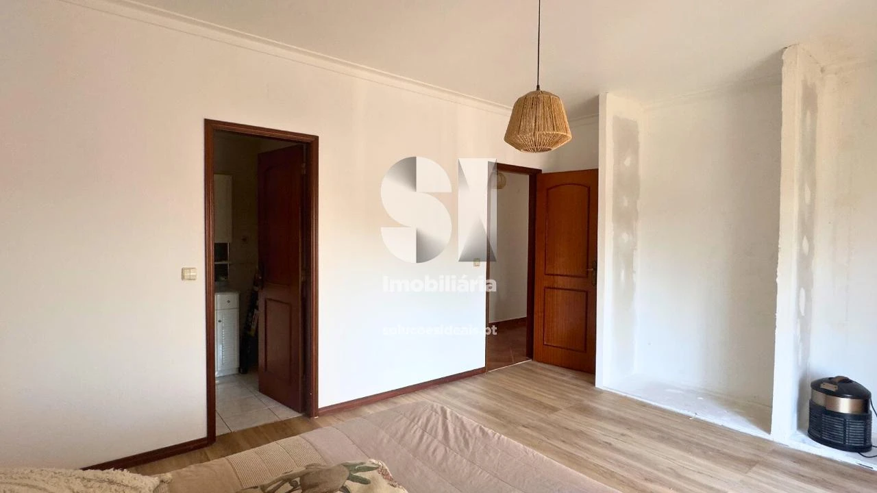 Moradia T4 para Venda em São Martinho do Bispo e Ribeira de Frades Foto 2