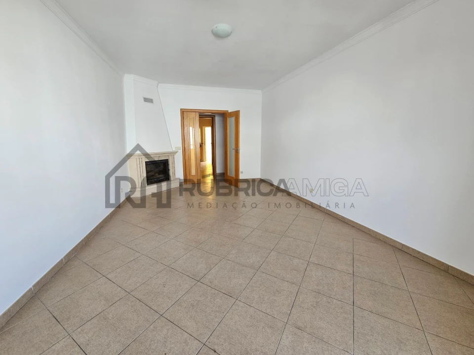 Apartamento T2 para Venda em Almancil Foto 1