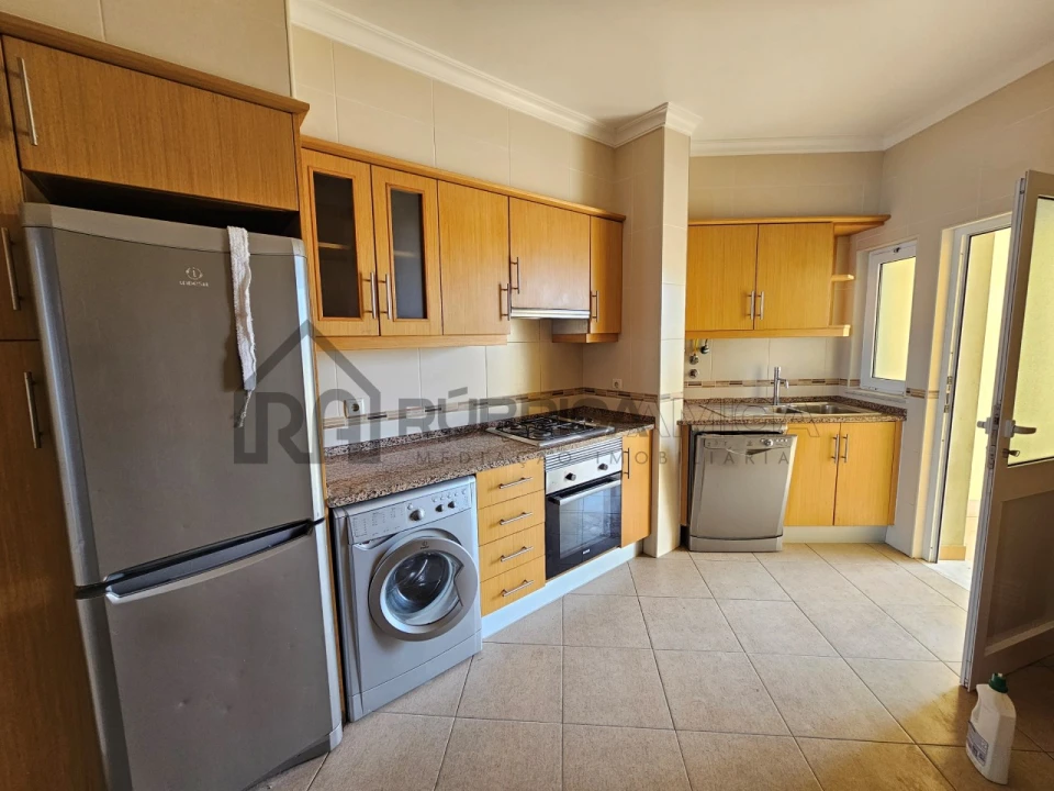 Apartamento T2 para Venda em Almancil Foto 4