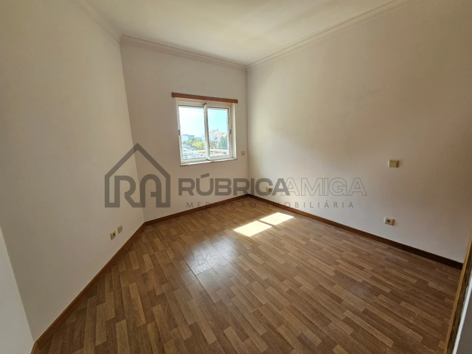 Apartamento T2 para Venda em Almancil Foto 11