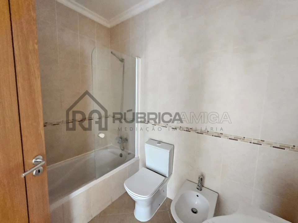 Apartamento T2 para Venda em Almancil Foto 14