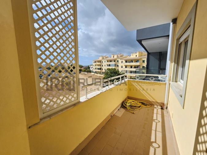 Apartamento T2 para Venda em Almancil Foto 2