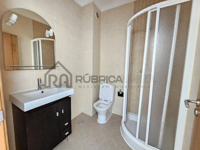 Apartamento T2 para Venda em Almancil Foto 16