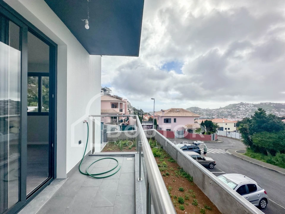 Moradia T3 para Venda em São Roque Foto 16