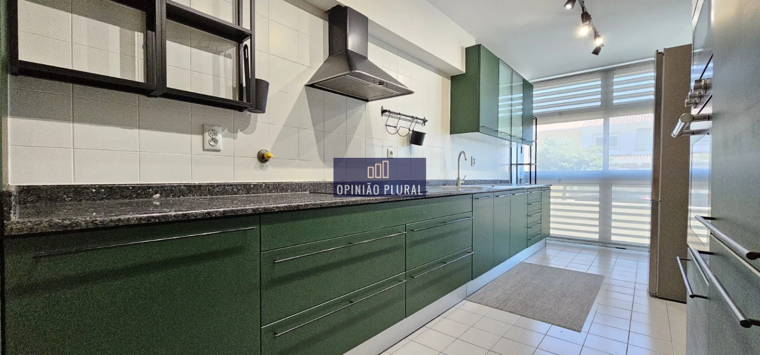 Apartamento T2 para Venda em Vila Nova da Telha Foto 3