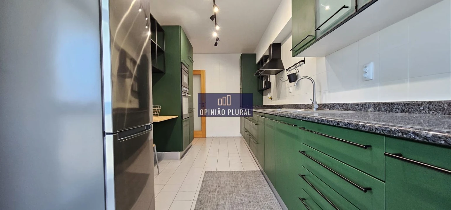 Apartamento T2 para Venda em Vila Nova da Telha Foto 5