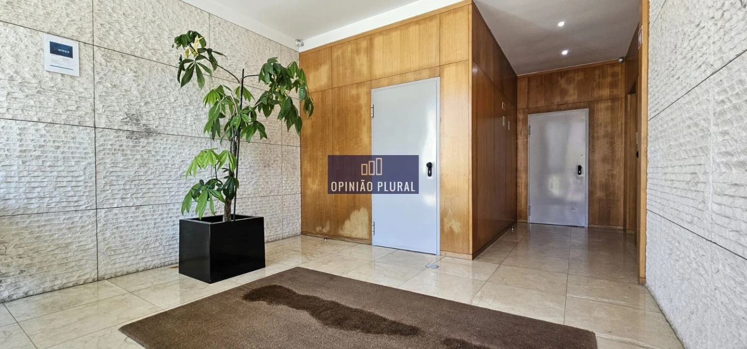 Apartamento T2 para Venda em Vila Nova da Telha Foto 22