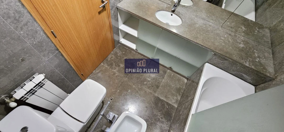 Apartamento T2 para Venda em Vila Nova da Telha Foto 20