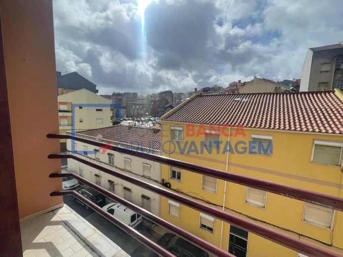 Apartamento T2 para Venda em Encosta do Sol Foto 3