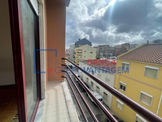 Apartamento T2 para Venda em Encosta do Sol Foto 2