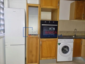 Apartamento T2 para Venda em Campolide