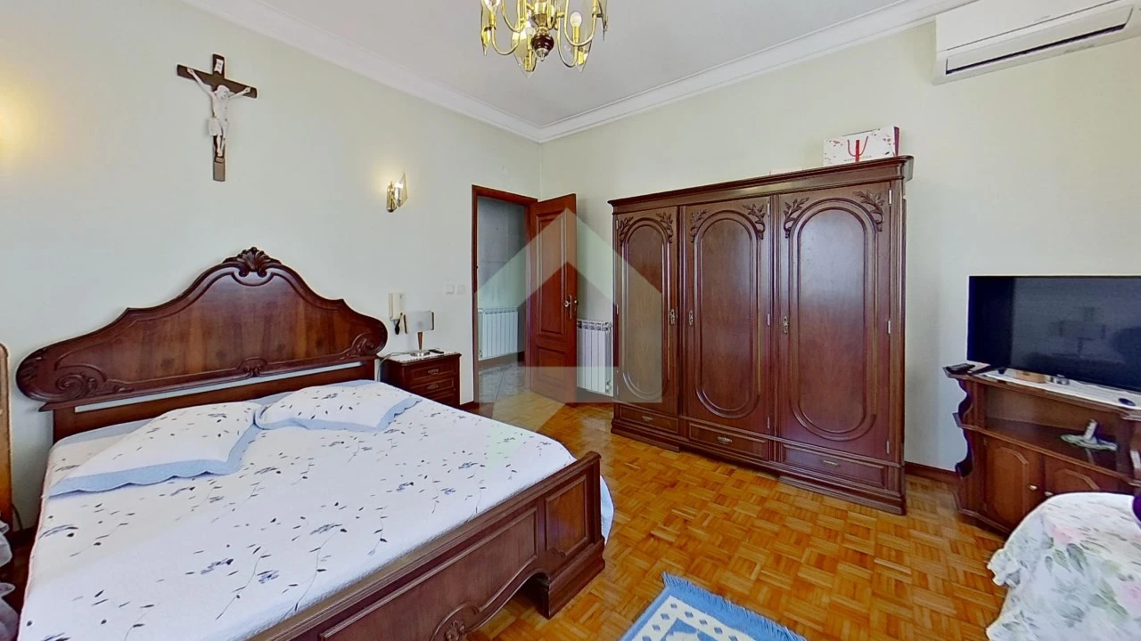 Moradia T4 para Venda em Galegos (São Martinho) Foto 22