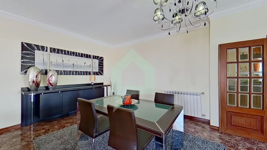 Moradia T4 para Venda em Galegos (São Martinho) Foto 7