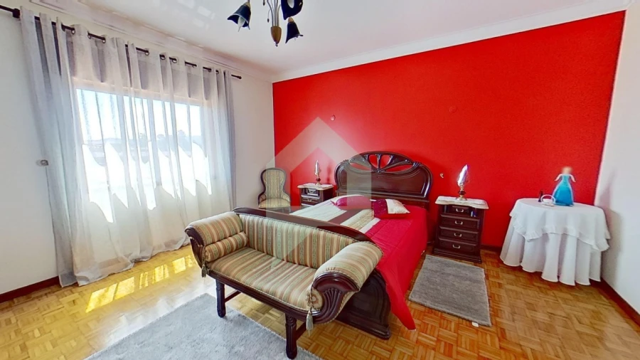 Moradia T4 para Venda em Galegos (São Martinho) Foto 9