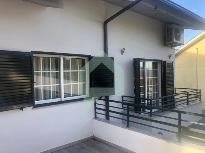 Moradia T4 para Venda em Quintiães e Aguiar Foto 3